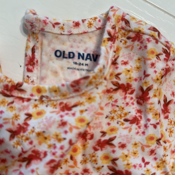 3/$15 old navy romper 18-24m - Picture 2 of 5
